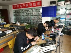 变态鸡巴捅洞洞视频网站